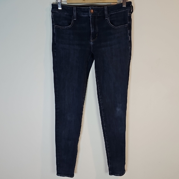 American Eagle Outfitters Denim - American Eagle Size 6 Super Stretch X Dark Blue Skinny Jeggings